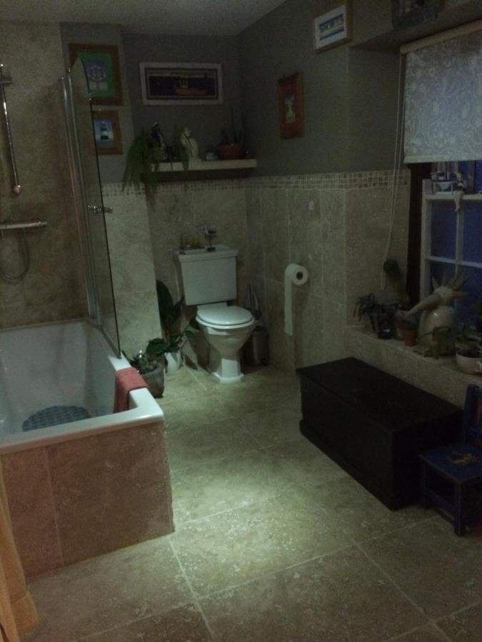 The Firs Apartment Билт Уелс Екстериор снимка